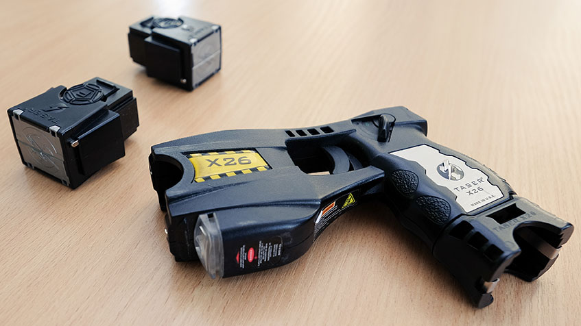 Qual è il voltaggio del taser?