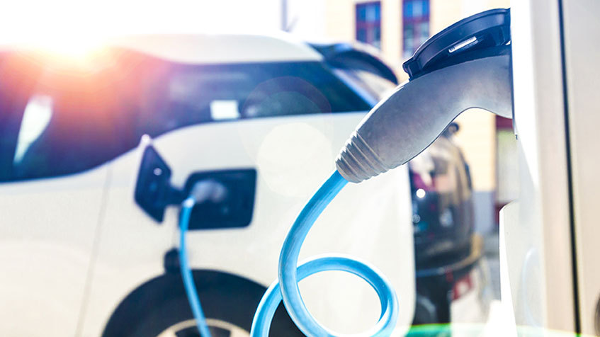 Quanto-costa-una-ricarica-di-un-auto-elettrica