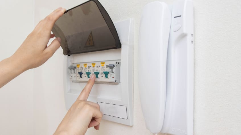 Come controllare dispersione energia elettrica a casa