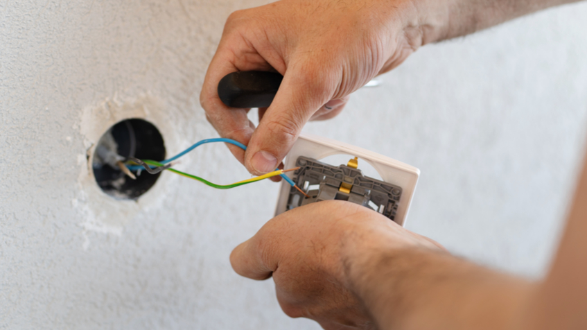 come funziona un deviatore elettrico